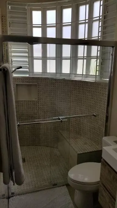 קינגסטון Ridgeview Suites 1 To 3 דירה
